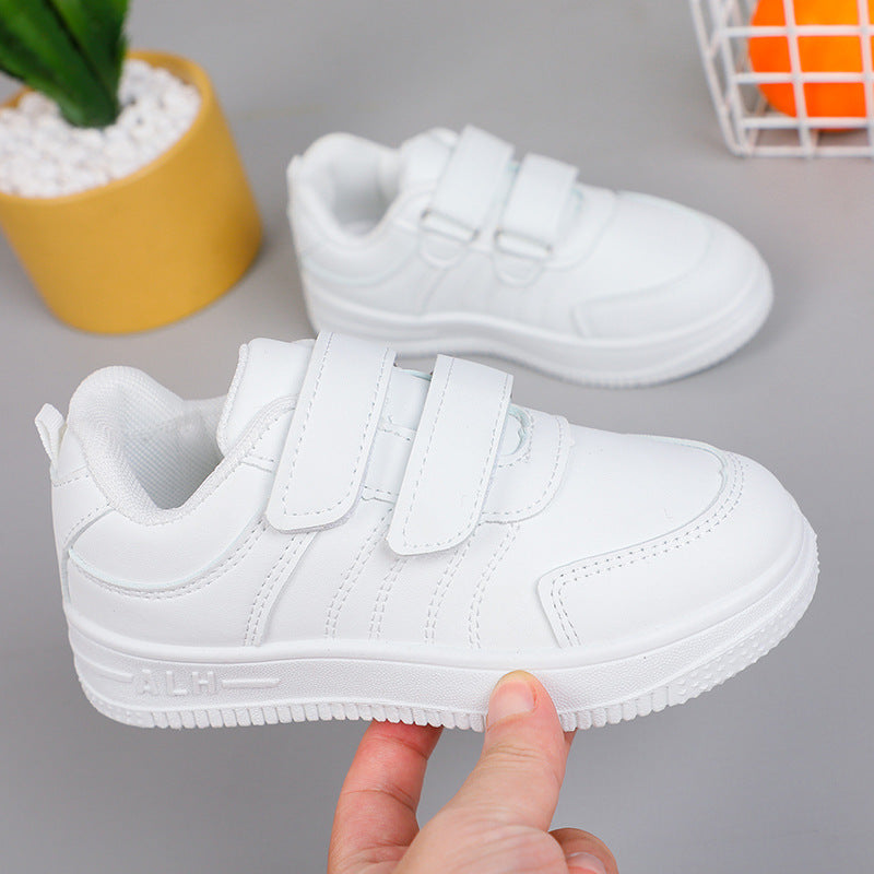 Women’s sneakers with adjustable Velcro closure and ergonomic cushioning Mune Fashion