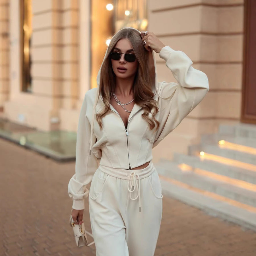 Women's short zip hoodie set with balloon sleeves and high waist wide-leg lounge pants Mune Fashion