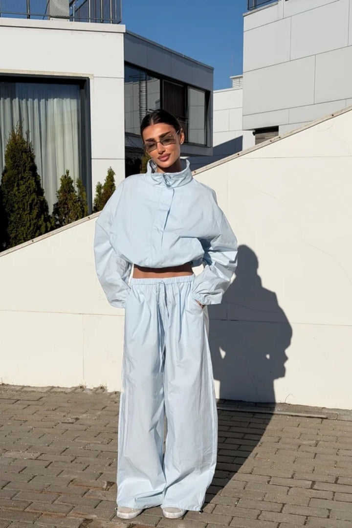 Women’s casual two-piece set made of flowing fabric with wide leg Mune Fashion