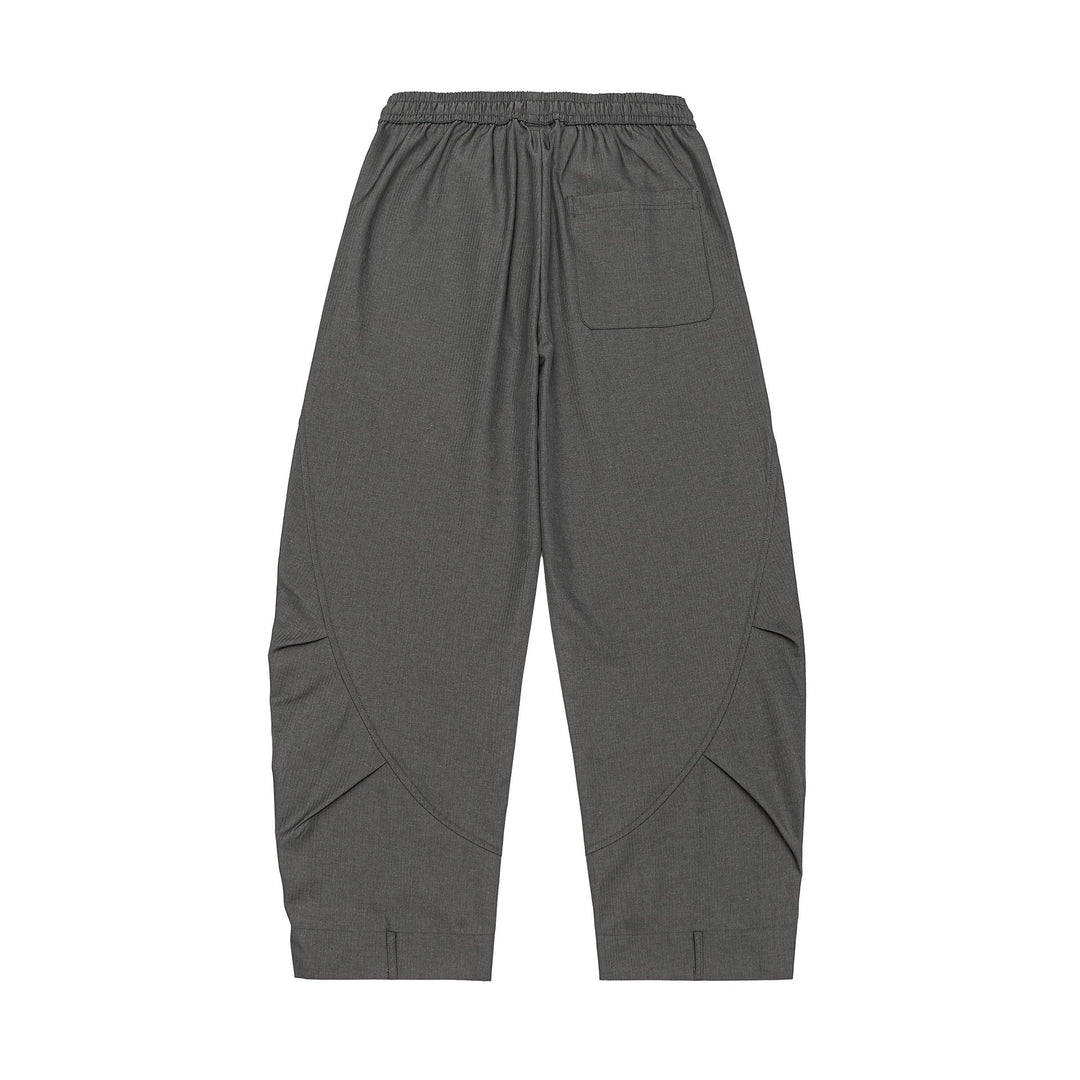 Men's cargo jogging pants with elastic waistband, drawstring, and side flap pockets Mune Fashion