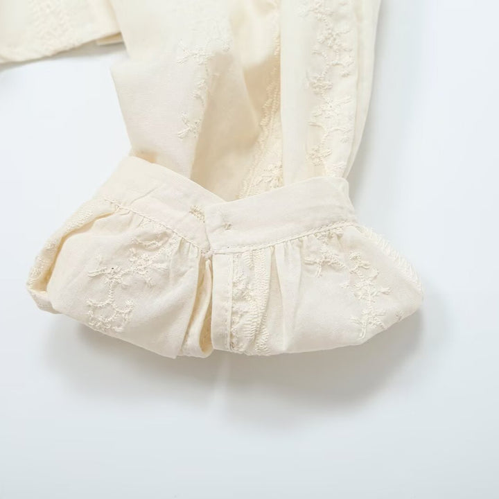 Women's Light Blouse with Lace Trimmings, V-Neck and Fitted Peplum Silhouette Mune Fashion