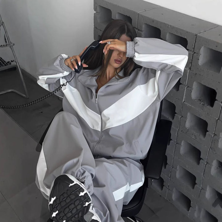Women's nan sportives tracksuit set with windbreaker jacket and wide leg pants Mune Fashion