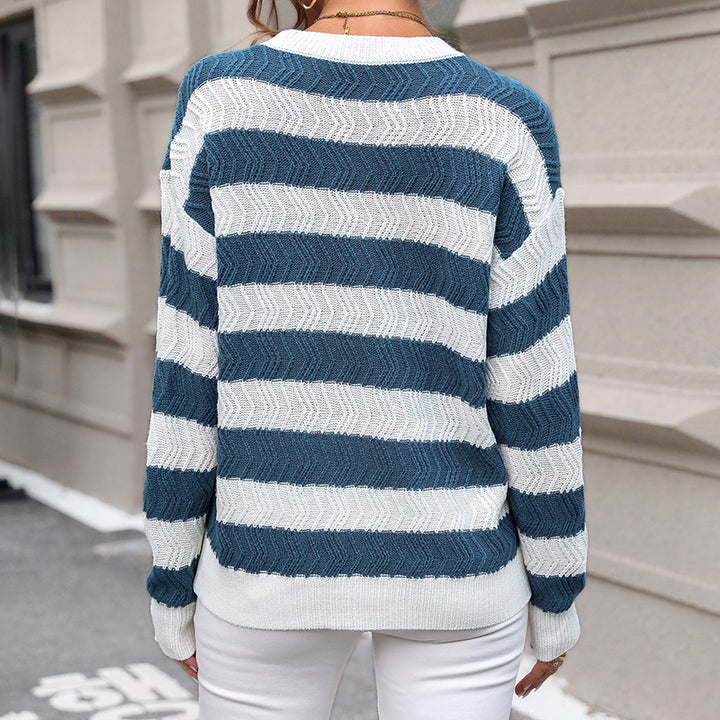 Women Casual Round Neck Fine Knit Sweater with Wide Stripes and Zigzag Structure Mune Fashion