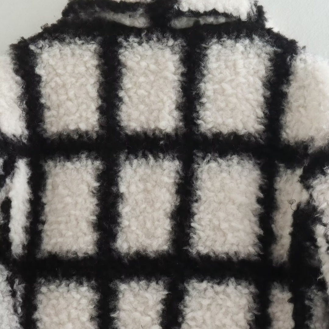 Women's Tailored Teddy Coat with Check Pattern and Lapel Collar Mune Fashion