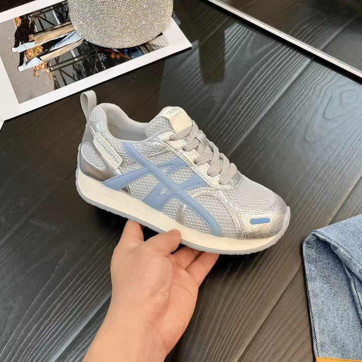 Women's sporty sneakers with breathable mesh details and non-slip sole Mune Fashion