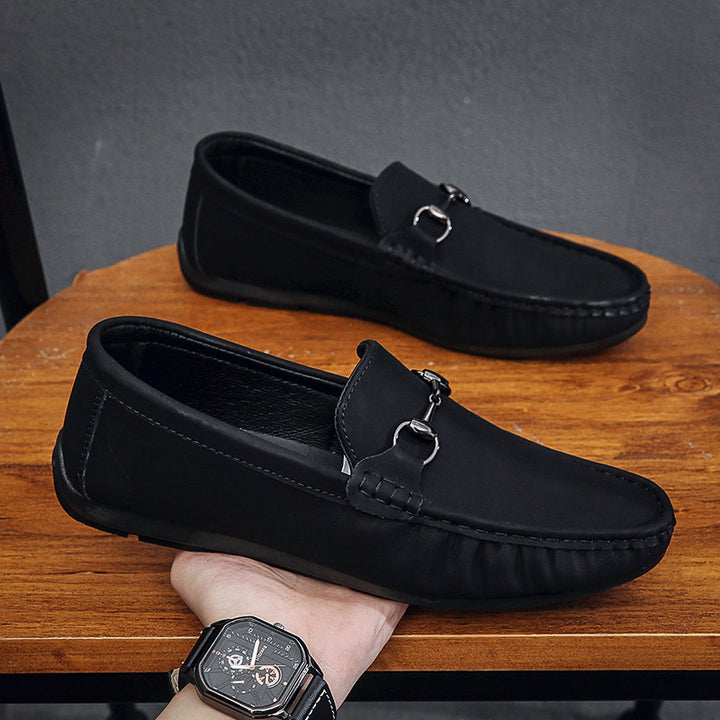 Men's Elegant Moccasins with Fashionable Metal Closure