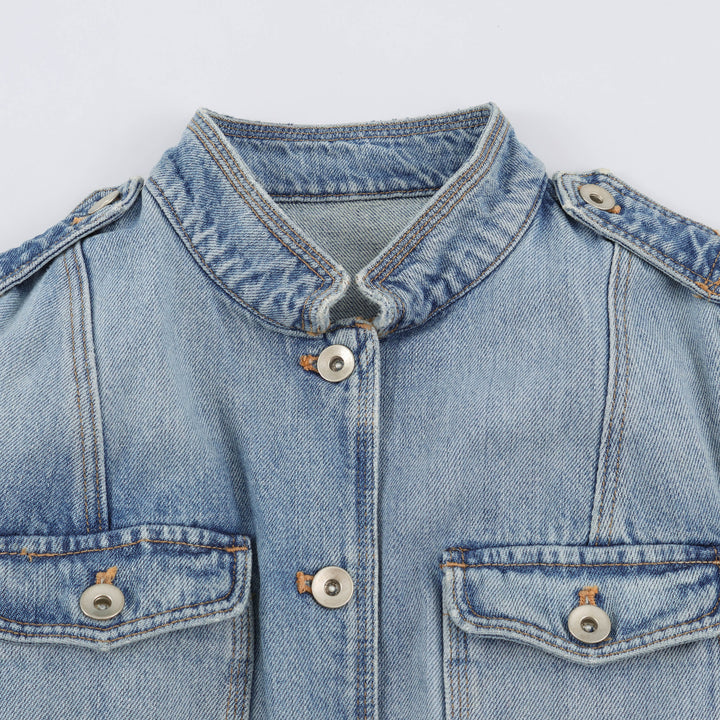 Women's lightweight denim jacket with stand-up collar, shoulder flaps, and four flap pockets Mune Fashion