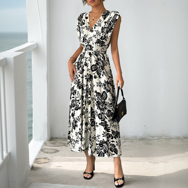 Women's Flowing Midi Dress with V-Neck, Gathered Waist and Jacquard Structure Mune Fashion