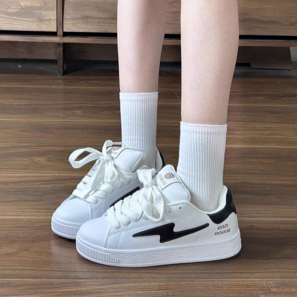 Women's Sporty Sneakers with Adjustable Velcro Closure and Padded Insole Mune Fashion