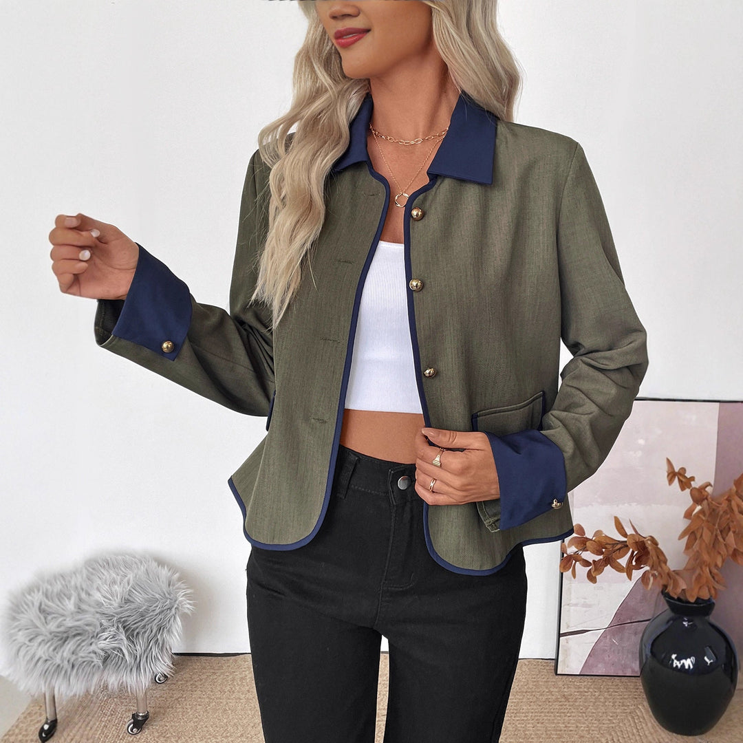 Ladies short blazer with contrasting piping, lapel collar and decorative buttons Mune Fashion