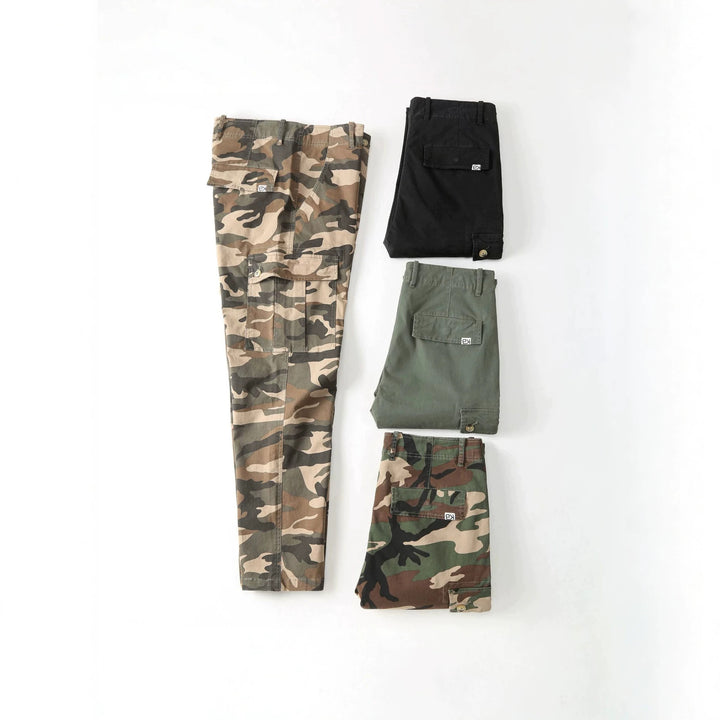 Men's cargo pants with camouflage pattern and multiple utility pockets Mune Fashion