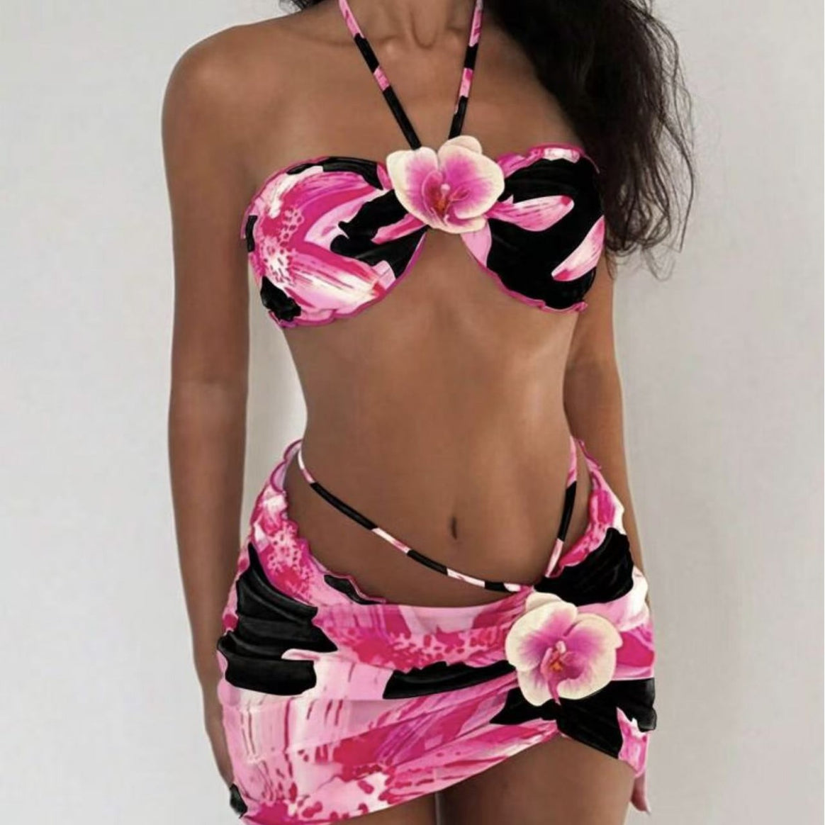 Women's Bikini Set with Floral Design and Playful Wrap Skirt Mune Fashion