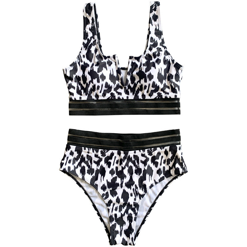 Women's High-Cut Bikini with Sporty Design and Elegant Accents Mune Fashion