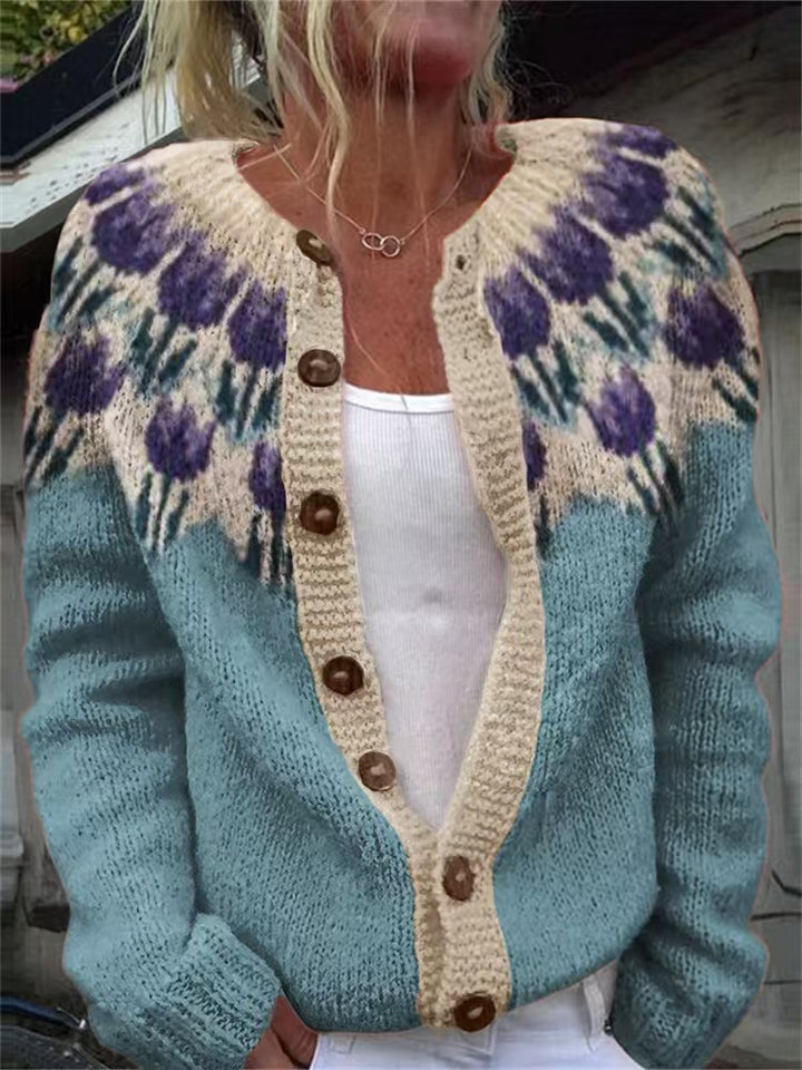 Women's patterned cardigan with round yoke, wooden buttons, and welt pockets Mune Fashion