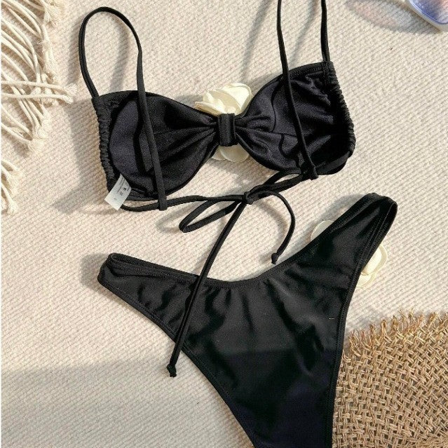 Women's bikini with floral ruffle detail Mune Fashion