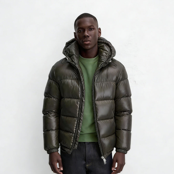 Men's quilted hooded jacket with glossy surface, warm synthetic filling and two-way zipper Mune Fashion