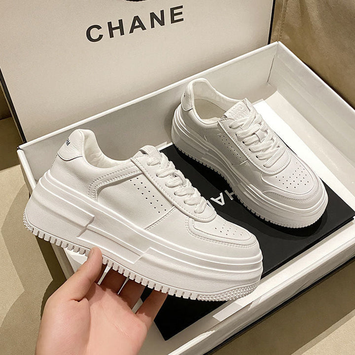 Ladies platform sneaker with trendy design and optimal wearing comfort Mune Fashion