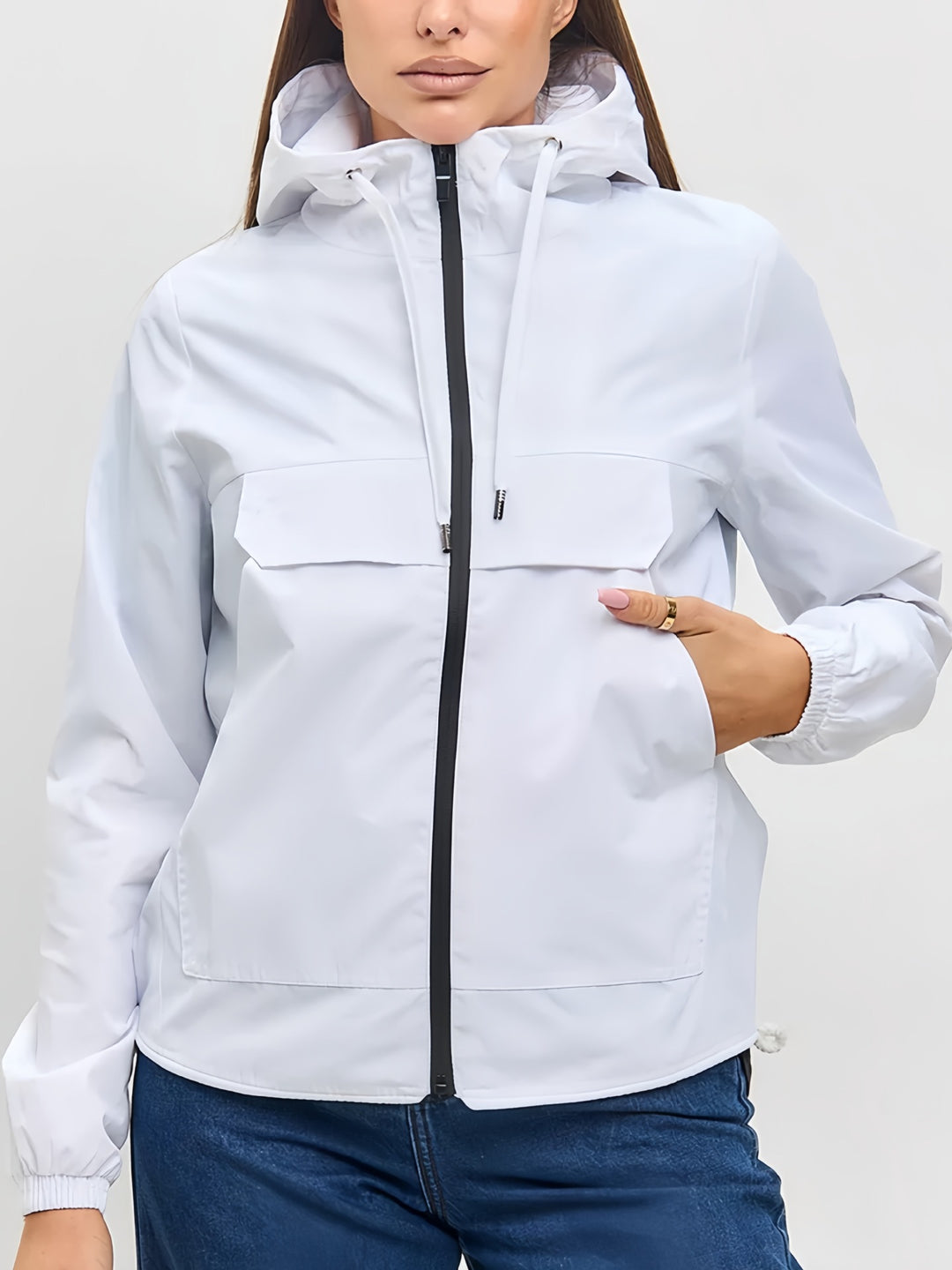 Women's Lightweight and Breathable Transitional Jacket
