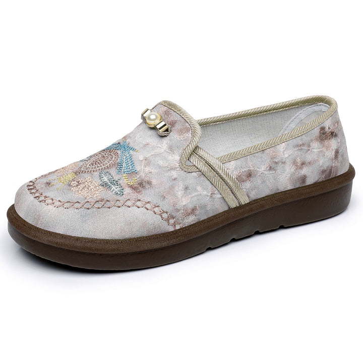 Women's filigree embroidered comfort slipper with pearl application and profiled non-slip sole Mune Fashion