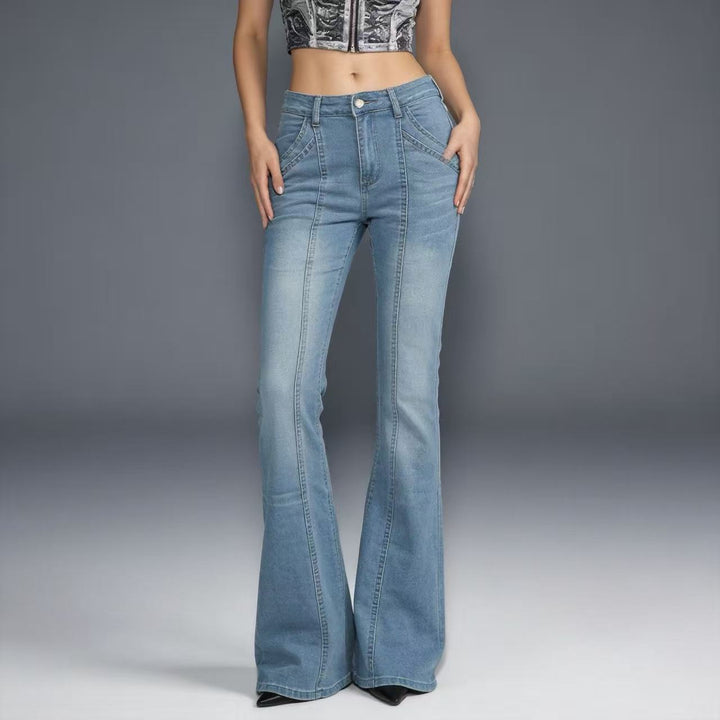 Women's high-waisted fitted flared jeans with central seam and figure-shaping hip area Mune Fashion