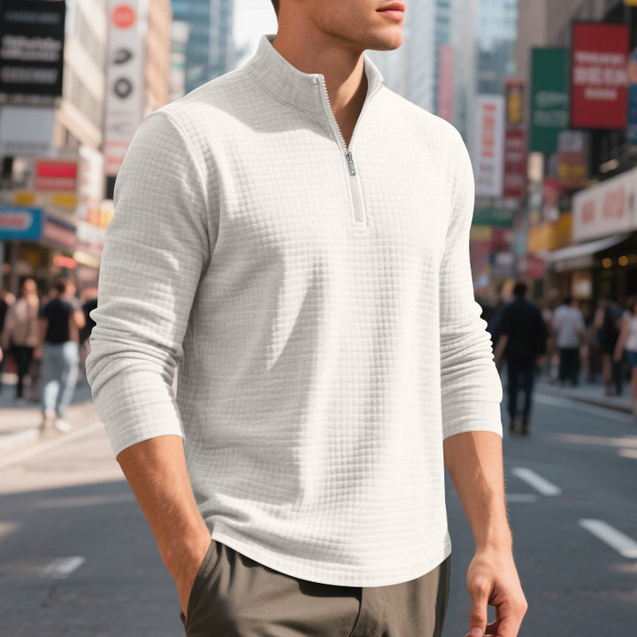 Men's Quilted Quarter-Zip Pullover with Check Pattern and Stand Collar Mune Fashion