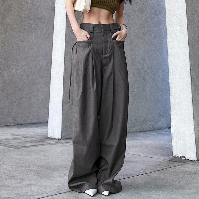 Women's high-waisted wide pleated cargo pants with cargo details, belt loops, and straight leg cut Mune Fashion