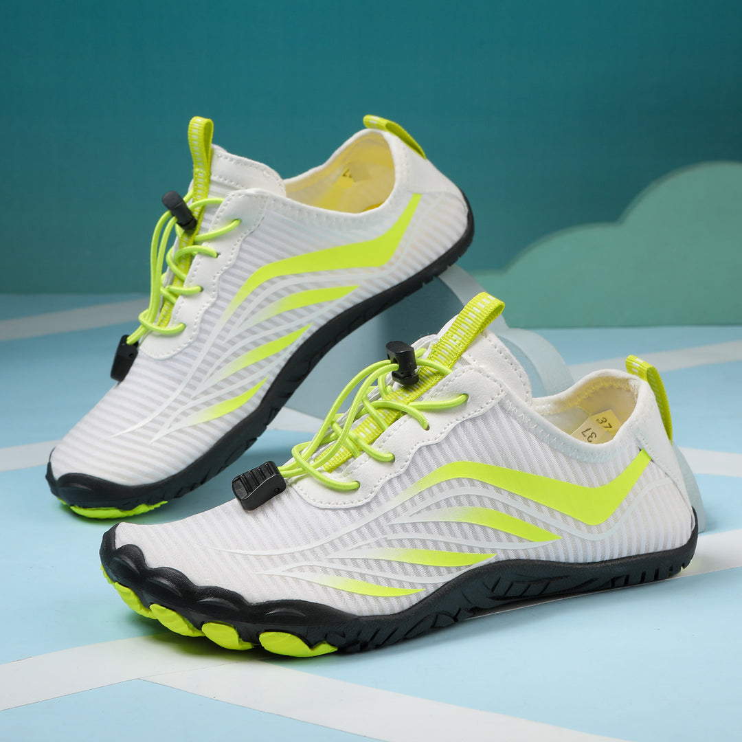 Unisex nan minimalist Aqua sneaker with Quick-Lace and flexible Multi-Grip sole Mune Fashion