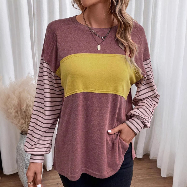 Women's Loose Colorblock Sweatshirt with Striped Sleeves and Round Neck Mune Fashion