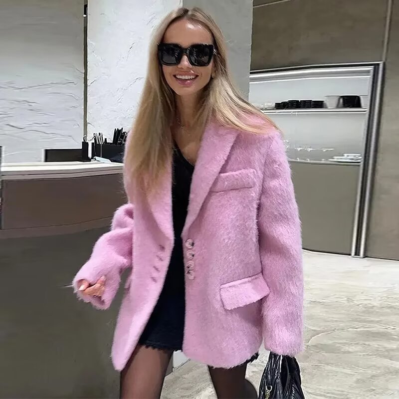 Ladies short blazer with textured faux fur look and lapel collar Mune Fashion