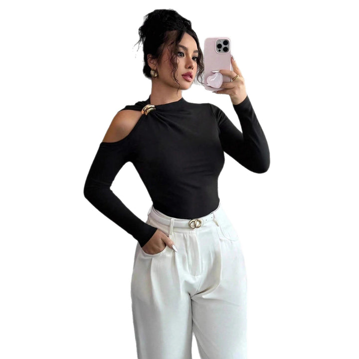 Women's one-sided cutout fitted long-sleeve top with decorative shoulder ring Mune Fashion
