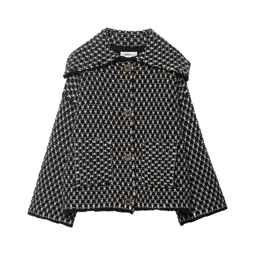 Women’s short jacket in boucle waffle pattern with large lapel collar Mune Fashion