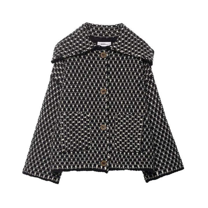 Women’s short jacket in boucle waffle pattern with large lapel collar Mune Fashion