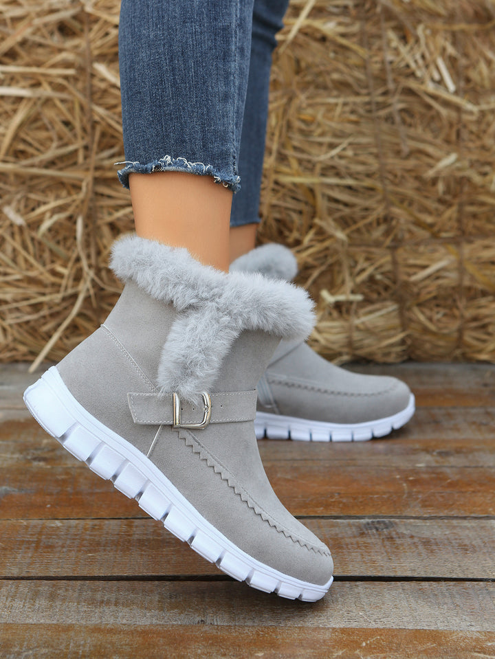 Women's non-fleece short boots with faux fur trim, suede leather look, side zipper, decorative metal buckle, and profiled lightweight sole Mune Fashion
