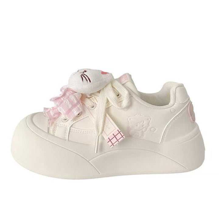 Women’s sporty sneakers with playful cat design and soft cushioned sole Mune Fashion