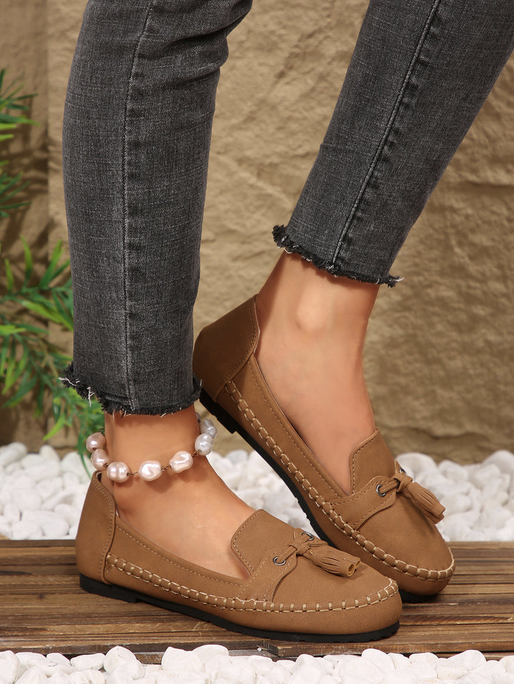 Women’s classic moccasin slippers with tassels and soft comfort insole Mune Fashion