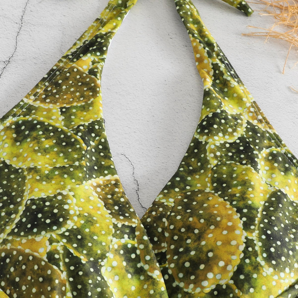 Women's one-piece swimsuit with playful knot design and floral pattern Mune Fashion