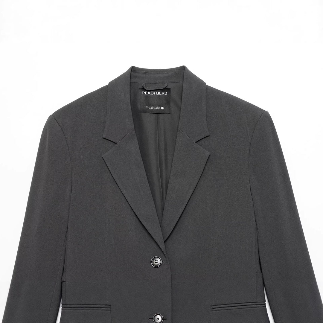 Women's nano modern Relax Blazer with unstructured fall, lapel collar and patch pockets Mune Fashion