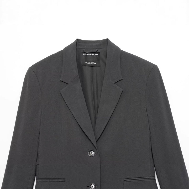 Women's nano modern Relax Blazer with unstructured fall, lapel collar and patch pockets Mune Fashion