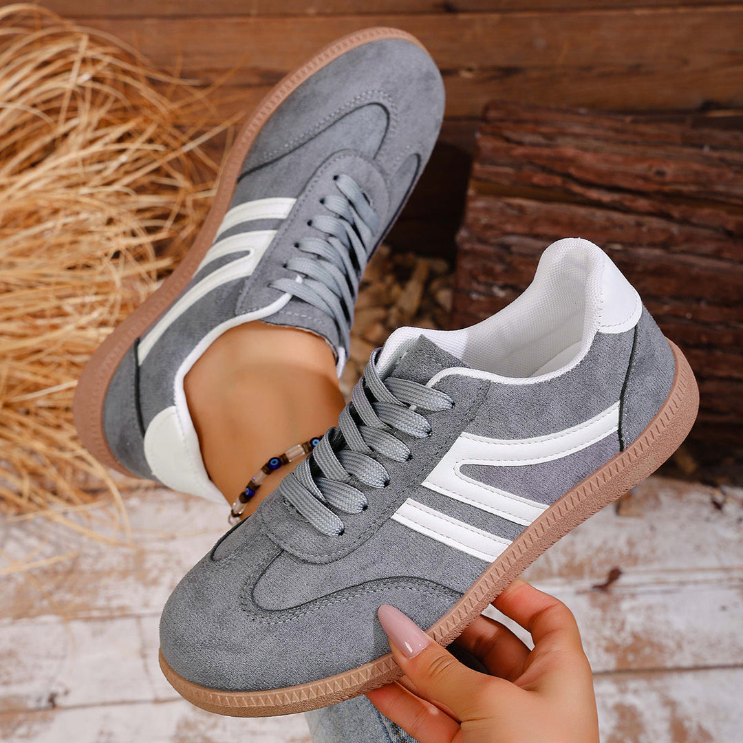 Ladies sporty sneakers made of high-quality suede with breathable sole Mune Fashion