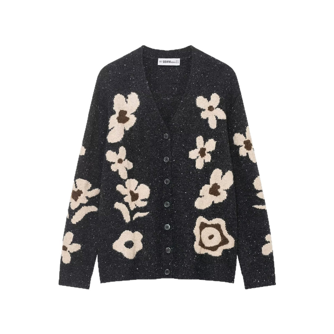 Ladies' knitted cardigan with leopard jacquard, embellished decorative buttons with pearls and short hem Mune Fashion