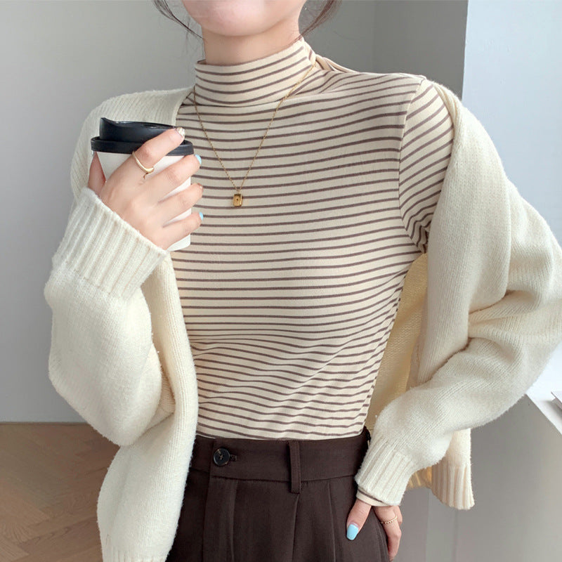 Women’s Figure-Hugging Long Sleeve Shirt with Turtle Neck Mune Fashion