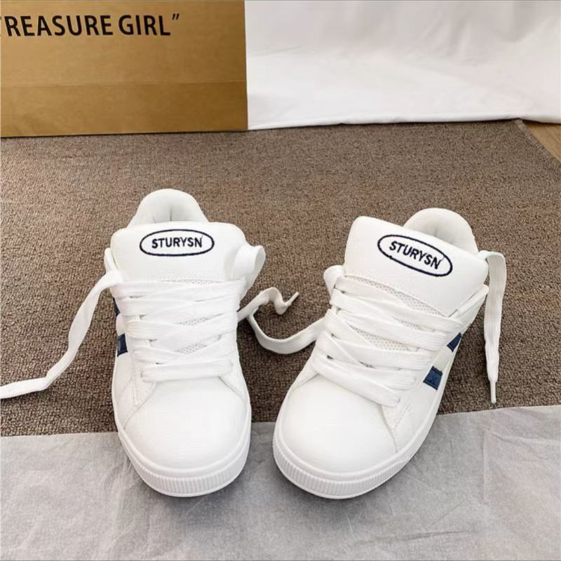 Women’s sneakers in a sporty design with reinforced support and breathable surface structure Mune Fashion