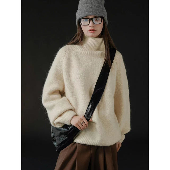 Women's Soft Oversized Turtleneck Sweater in Alpaca Look with Balloon Sleeves Mune Fashion
