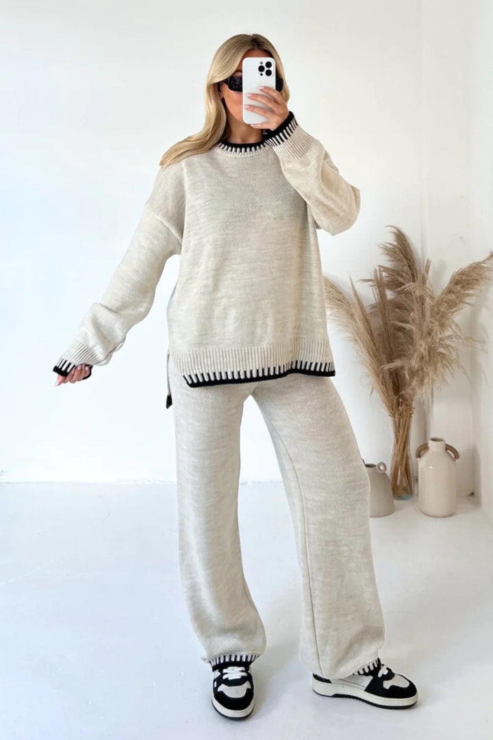 Ladies casual knitted loungewear with oversized sweater and wide knitted pants Mune Fashion
