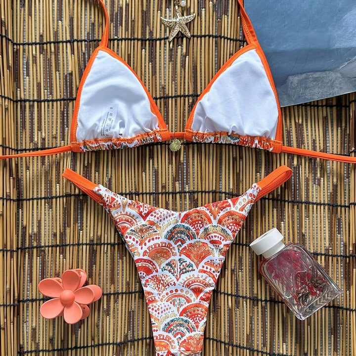 Women's triangle bikini with playful ornament pattern Mune Fashion