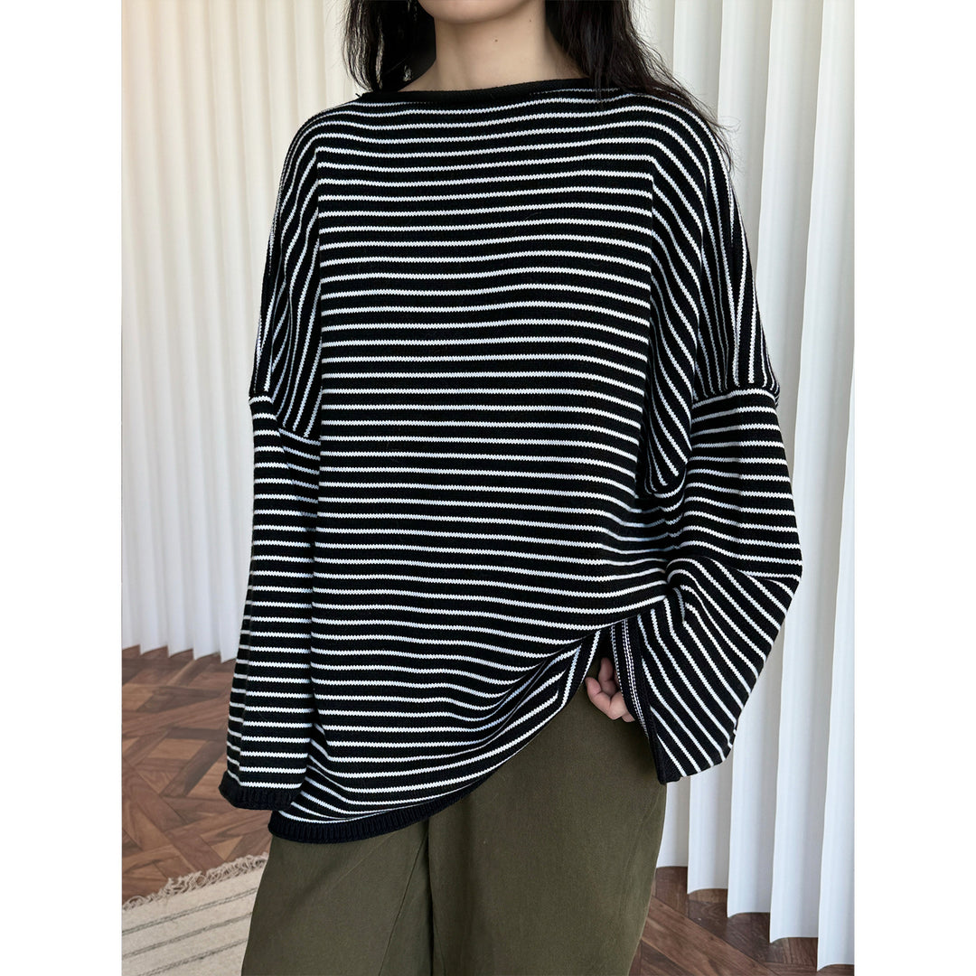 Women's Striped Oversize Knit Sweater with Short Stand-Up Collar Mune Fashion