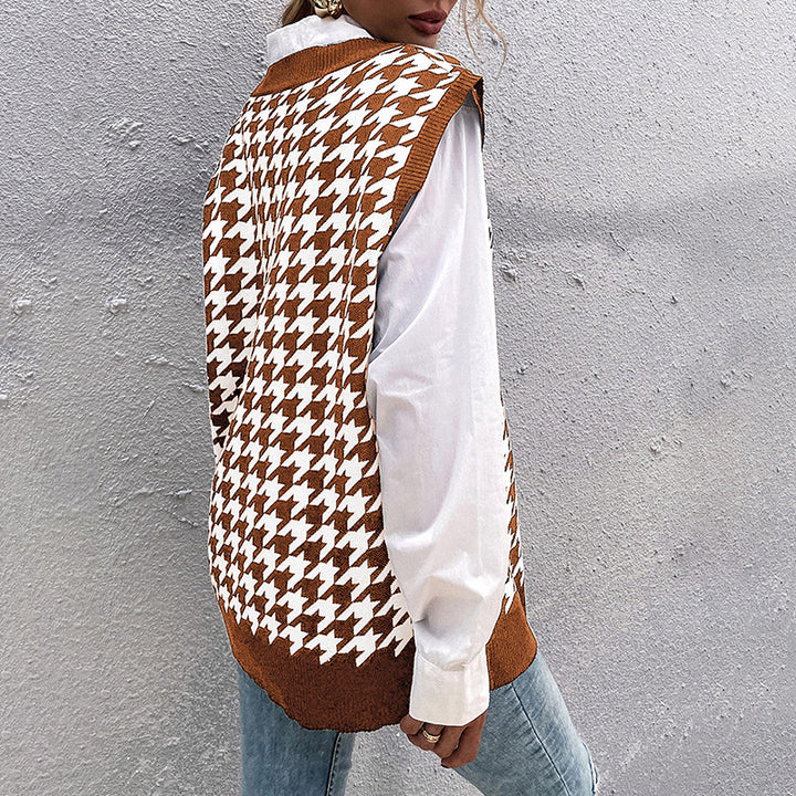 Ladies Oversize Knit Vest with Houndstooth Pattern and Deep V-Neck Mune Fashion