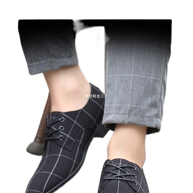 Men's Elegant Lace-Up Shoes in Modern Check Pattern Mune Fashion