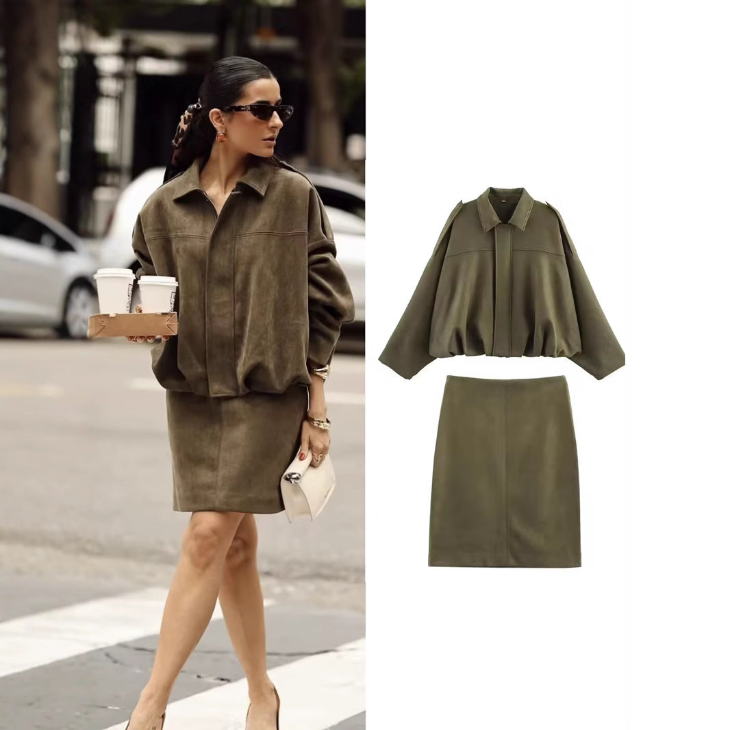 Women's two-piece velour-look set with oversized bomber jacket and fitted pencil skirt Mune Fashion