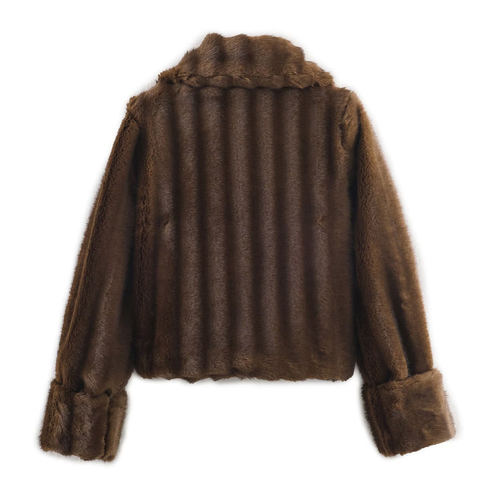Women’s short jacket made of faux fur with a large shawl collar and turn-up sleeves Mune Fashion